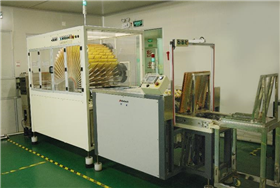 Automatic retractor